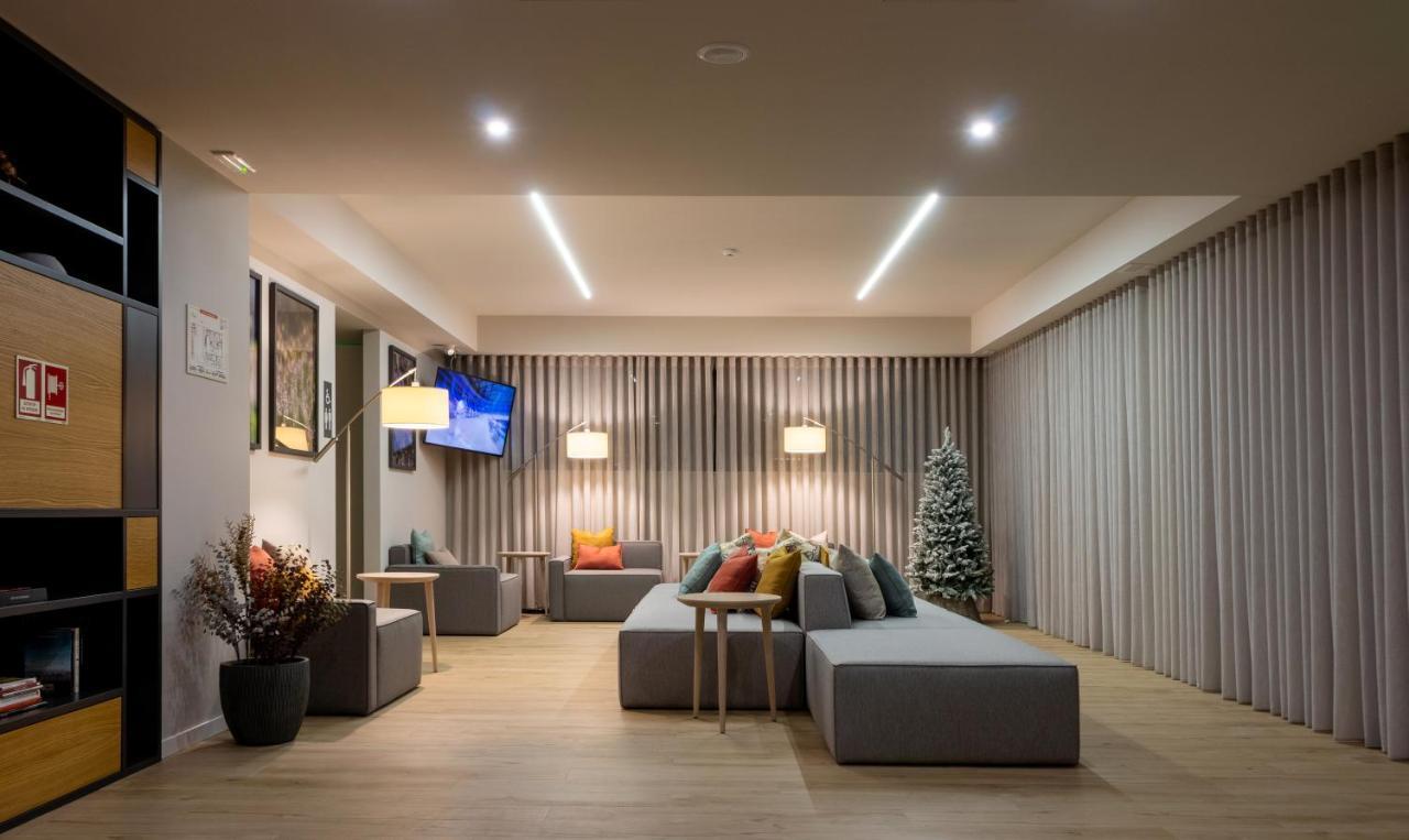 Meu Hotel Porto Gandra Паредеш Экстерьер фото