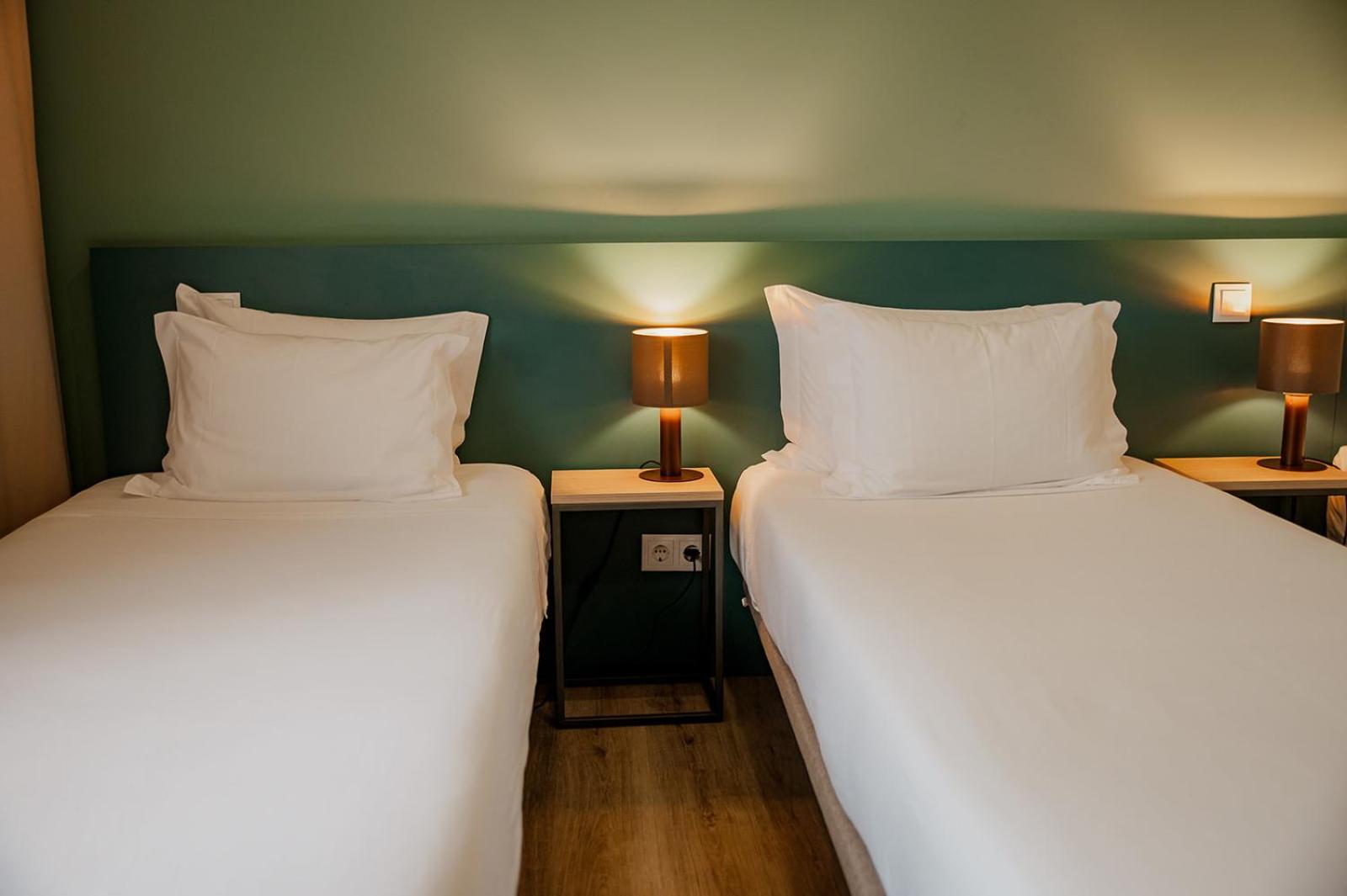 Meu Hotel Porto Gandra Паредеш Экстерьер фото