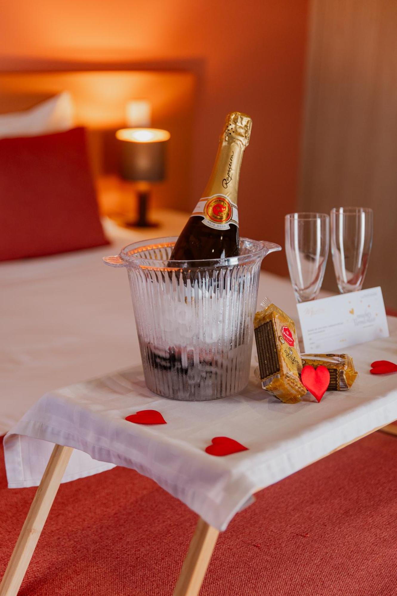 Meu Hotel Porto Gandra Паредеш Экстерьер фото
